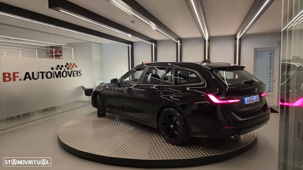 BMW 318 d Touring Auto - 3