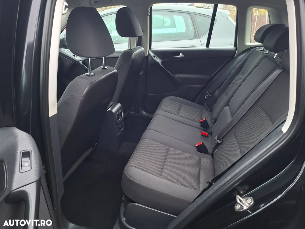 Volkswagen Tiguan - 8