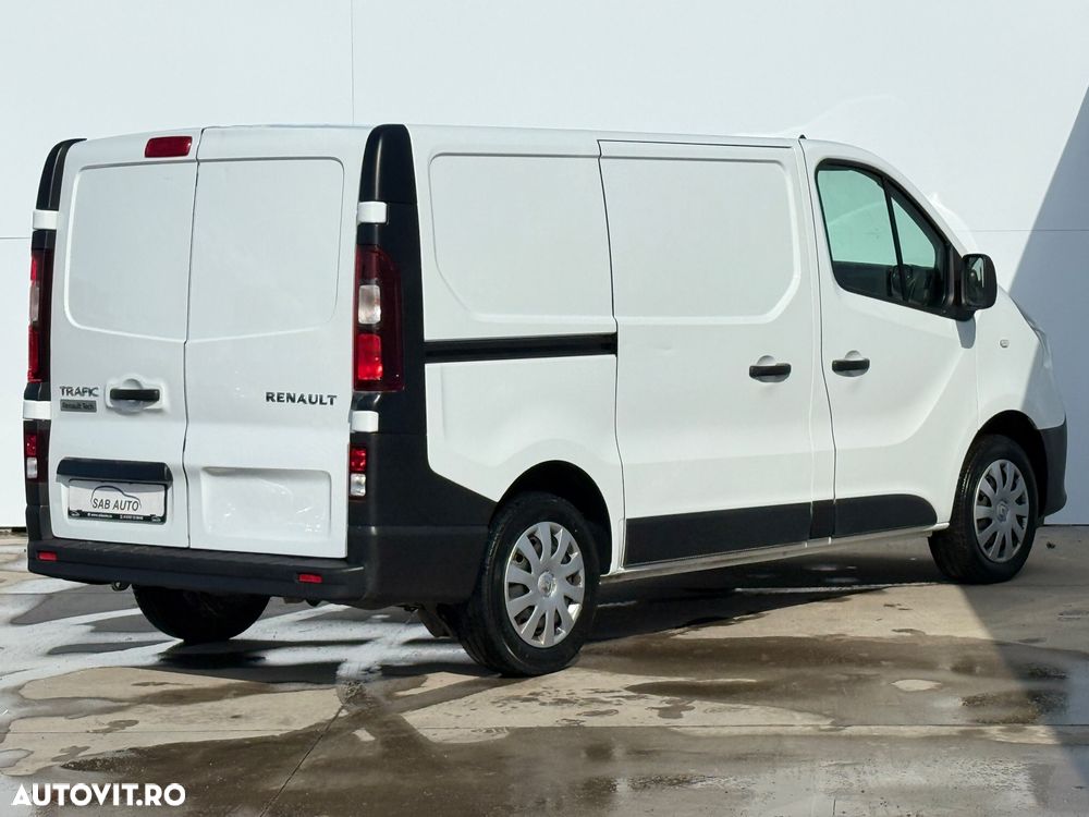 Renault Trafic Grand Combi Life - 15