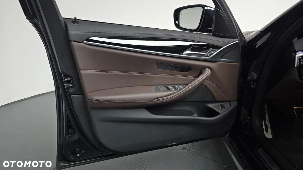 BMW Seria 5 - 19