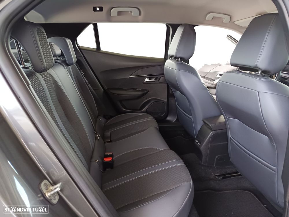 Peugeot 2008 1.2 PureTech Allure Pack - 18