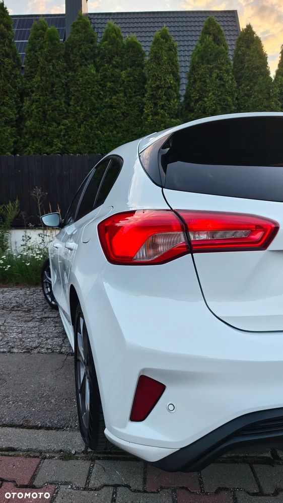 Ford Focus 1.0 EcoBoost STart-Stopp-System ST-LINE X - 26