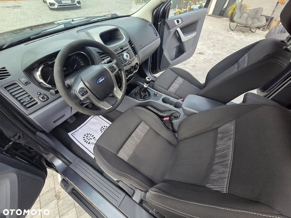 Ford Ranger XLT - 20
