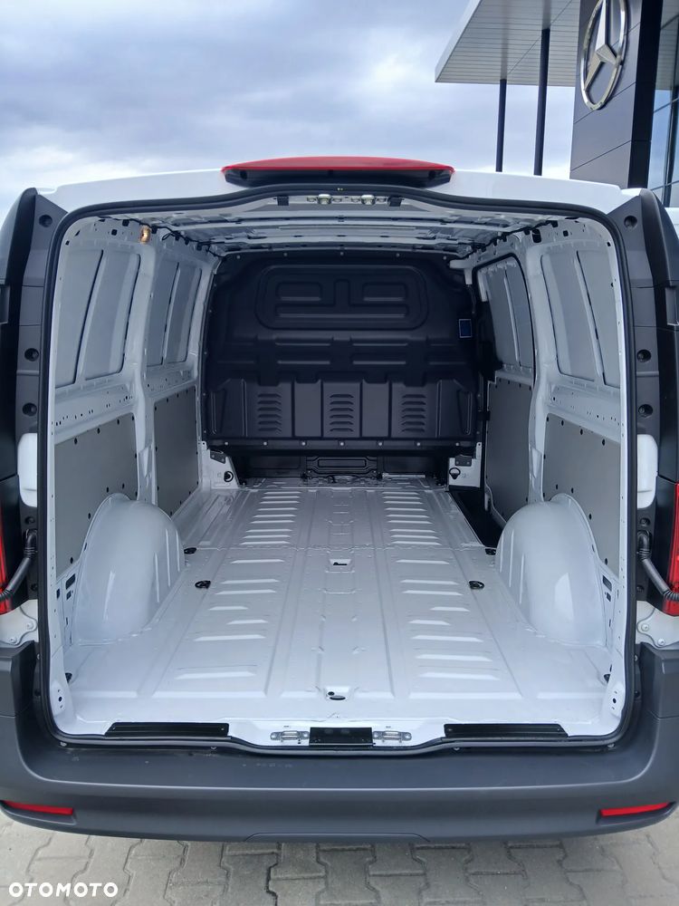 Mercedes-Benz Vito 116 CDi Furgon Długi PRO - 9