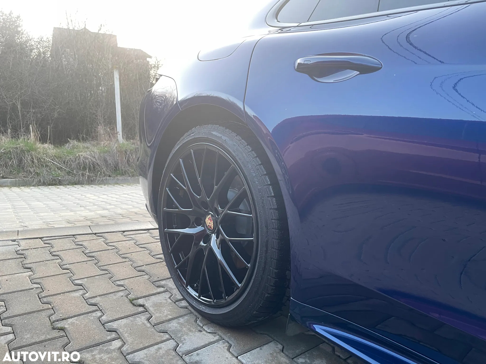 Porsche Panamera Turbo 4 E-Hybrid S - 12