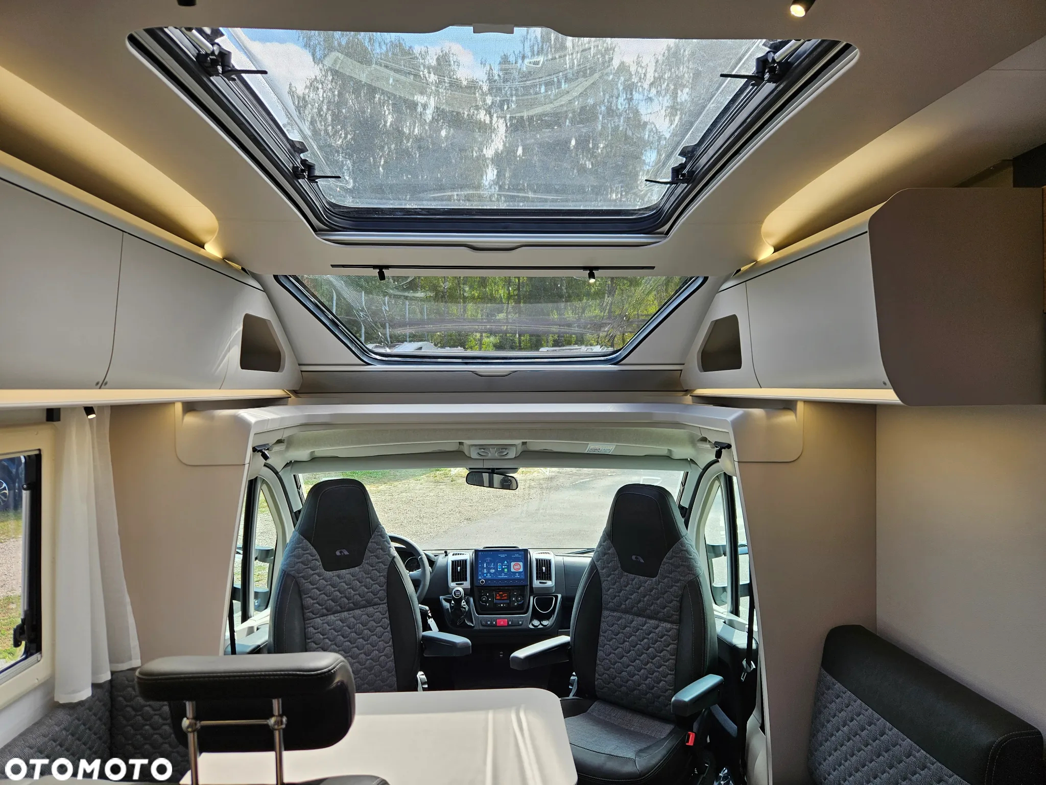 Adria Coral Axess 650 SL - 11