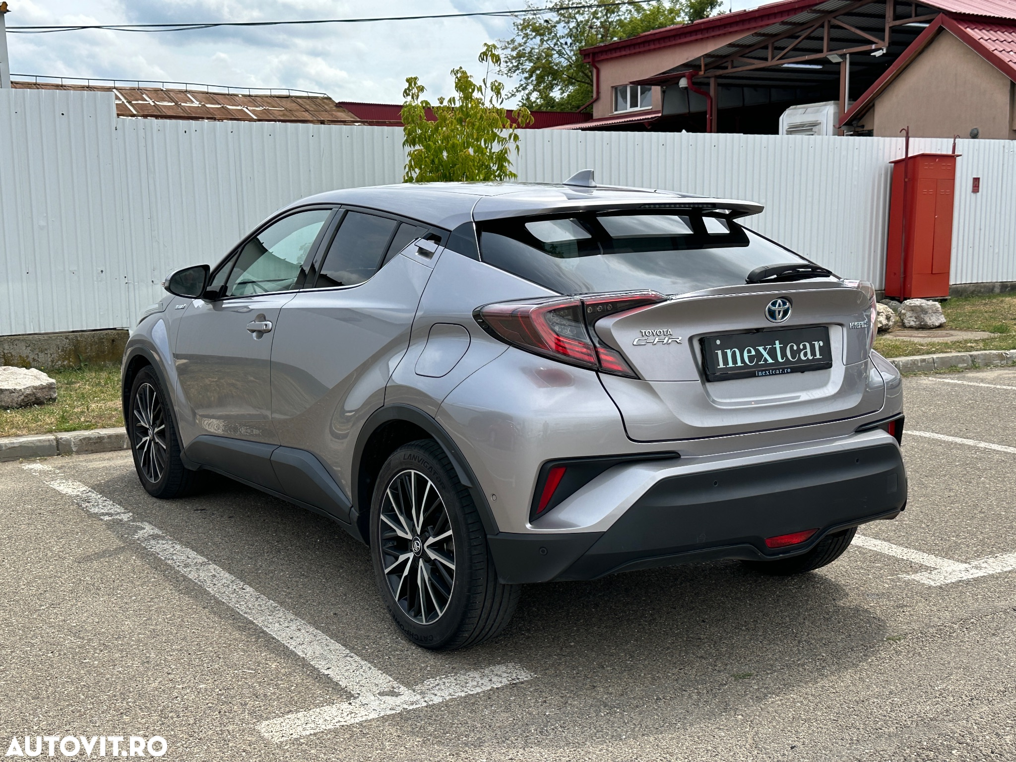 Toyota C-HR 1.8 HSD 4x2 CVT C-lassy LED - 6