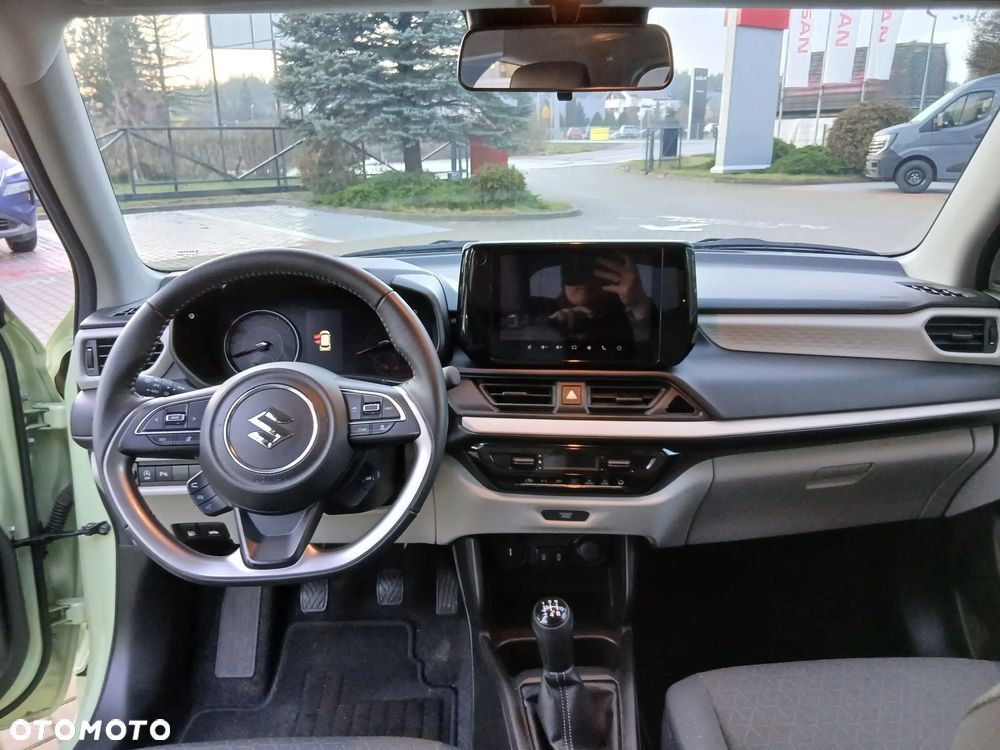 Suzuki Swift 1.2 Dualjet SHVS Premium Plus - 9