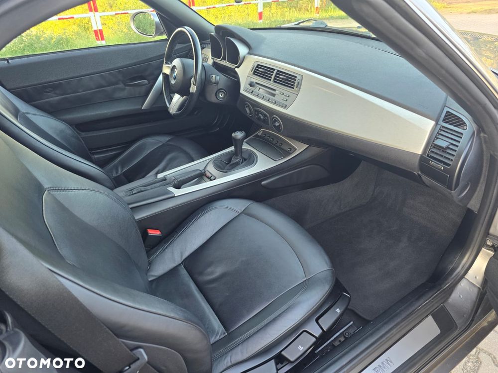 BMW Z4 2.5i - 30