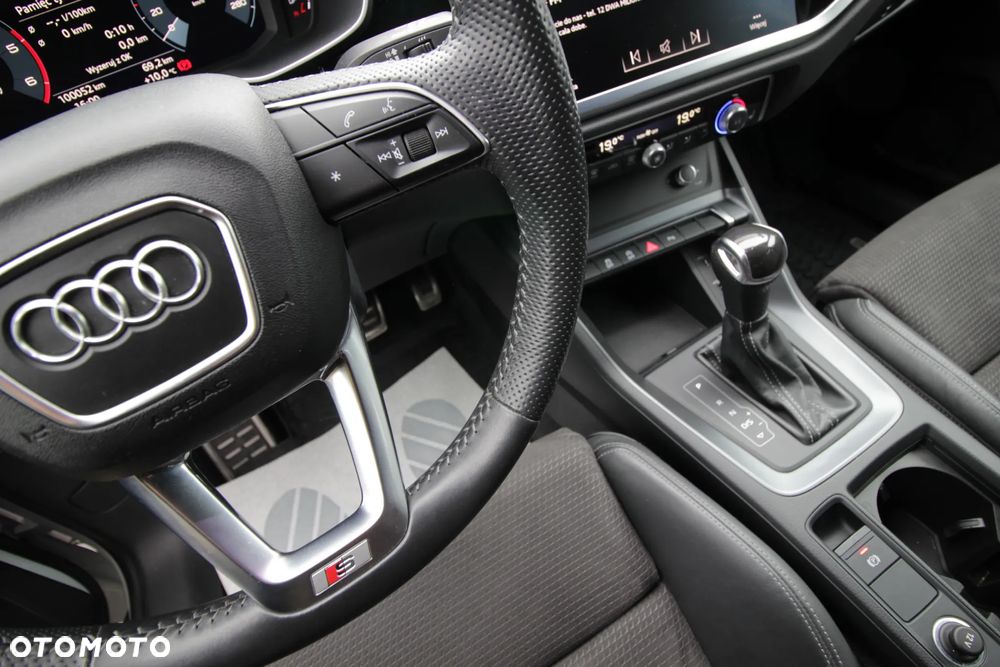 Audi Q3 40 TDI Quattro S Line S tronic - 20