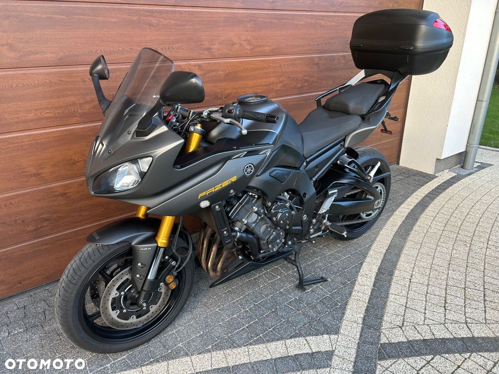 Yamaha FZ8 - 16