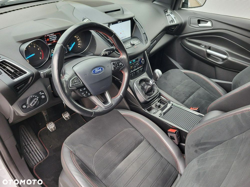 Ford Kuga - 14