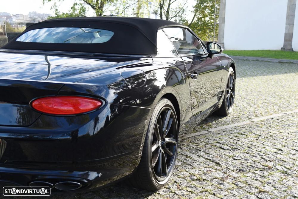 Bentley Continental Cabrio GT V8 - 39