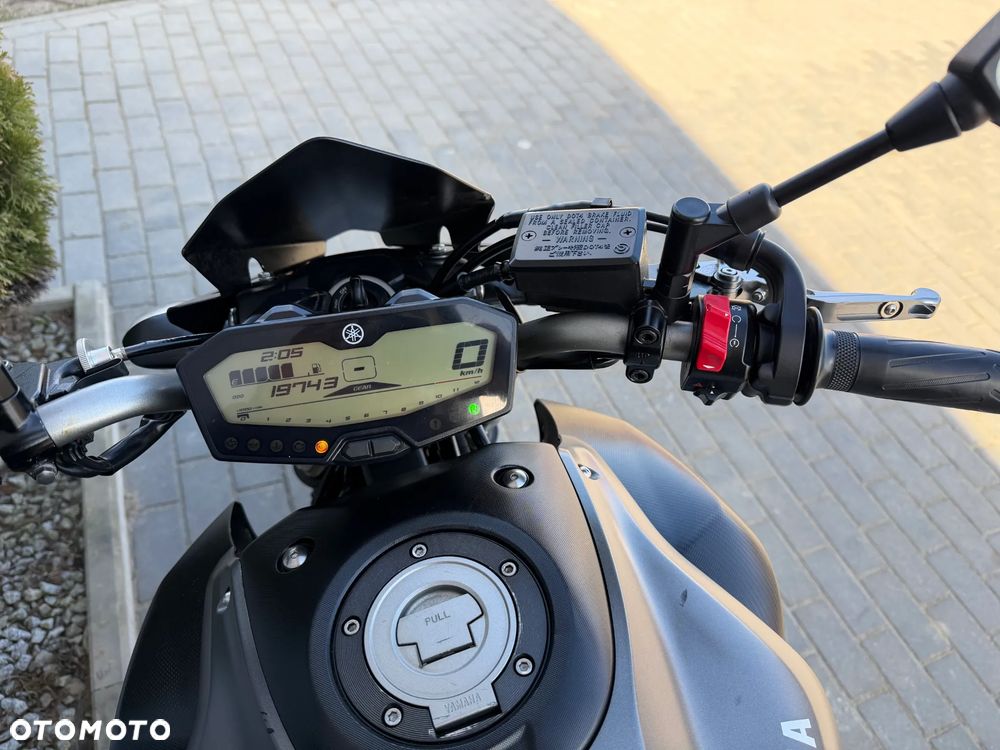 Yamaha MT - 23