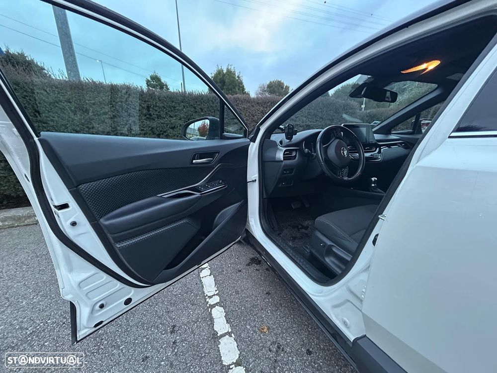 Toyota C-HR 1.8 HSD Comfort+P.Style - 7