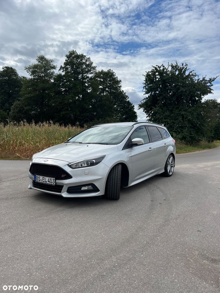Ford Focus 2.0 EcoBoost ST - 1