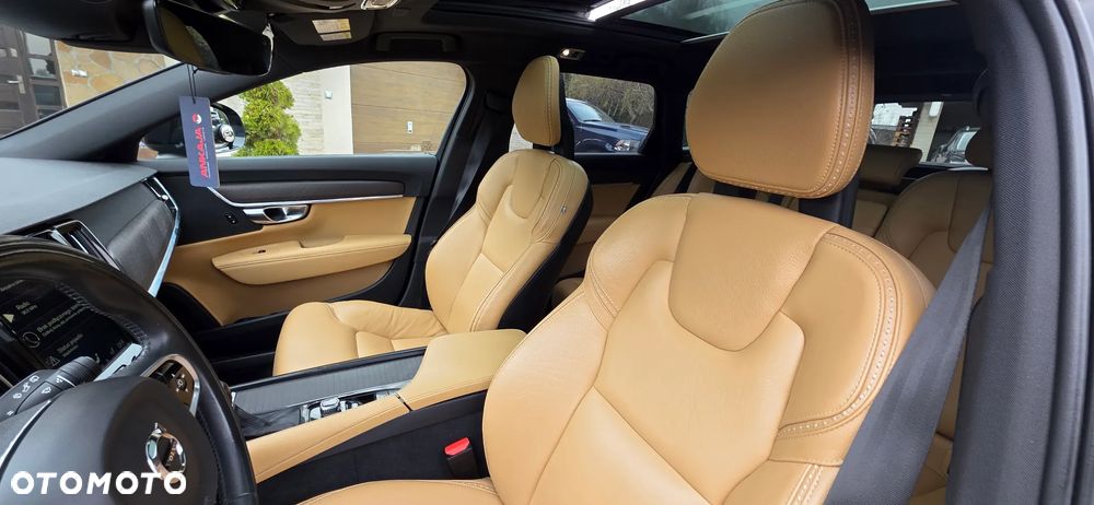 Volvo V90 Cross Country T6 AWD Pro - 27