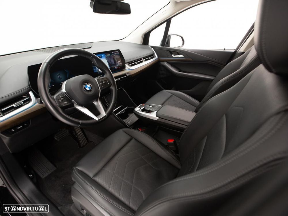 BMW 218 Active Tourer i Aut. Luxury Line - 7