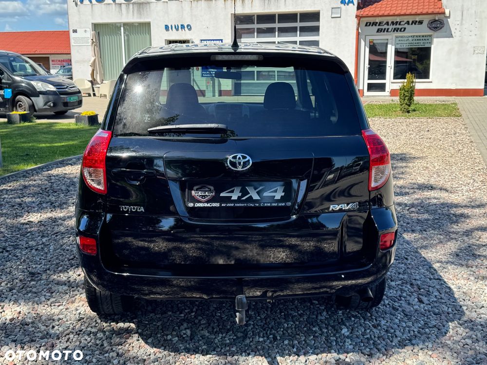 Toyota RAV4 - 13