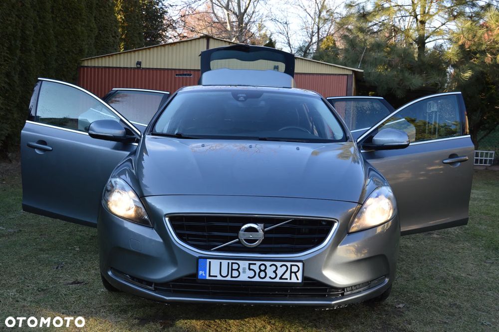 Volvo V40 T3 - 10