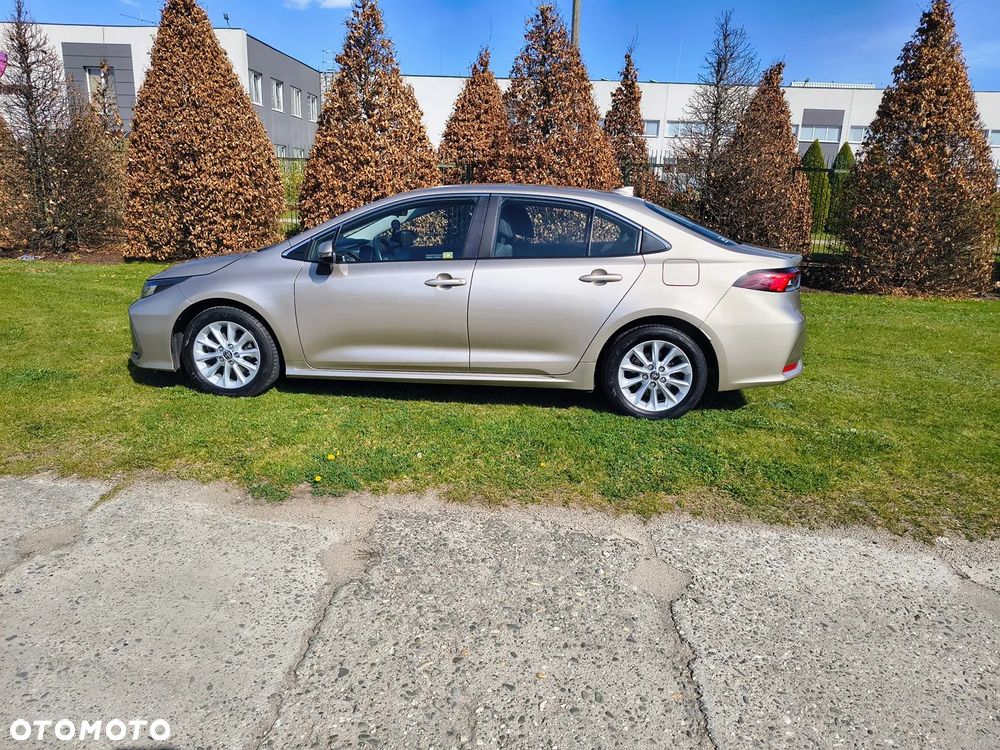 Toyota Corolla 1.8 Hybrid GPF Comfort - 13