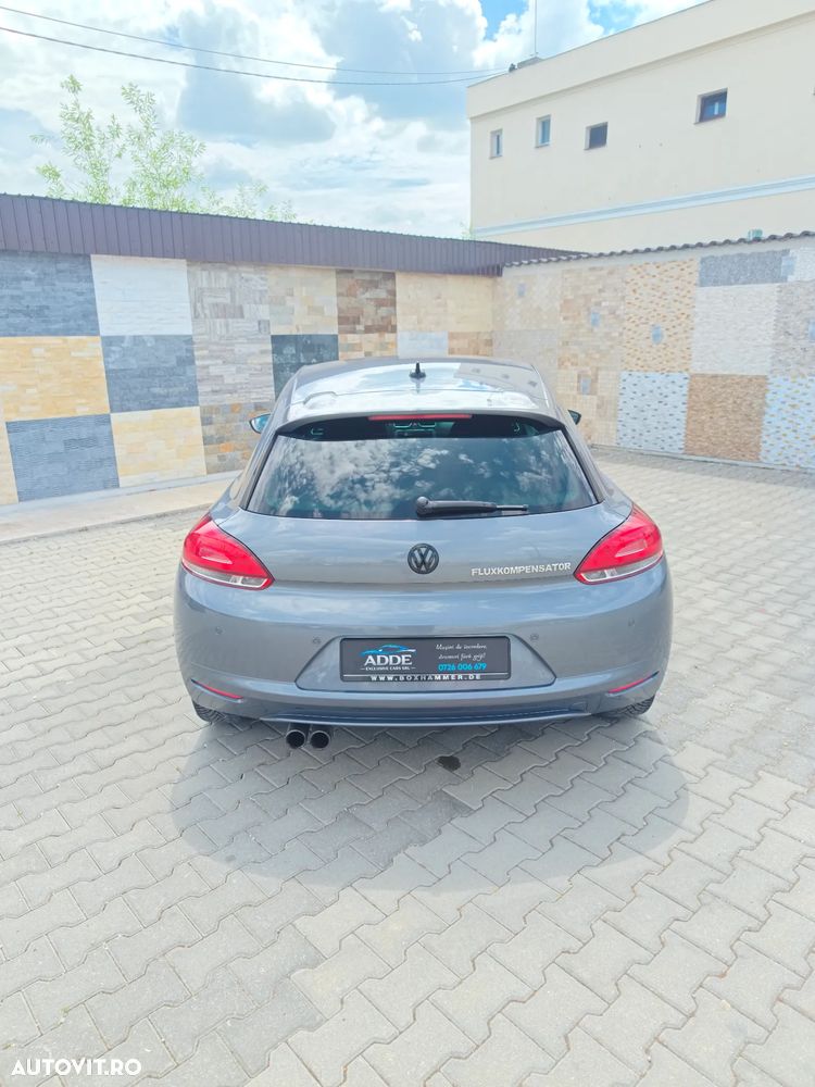 Volkswagen Scirocco 2.0 TSI - 11