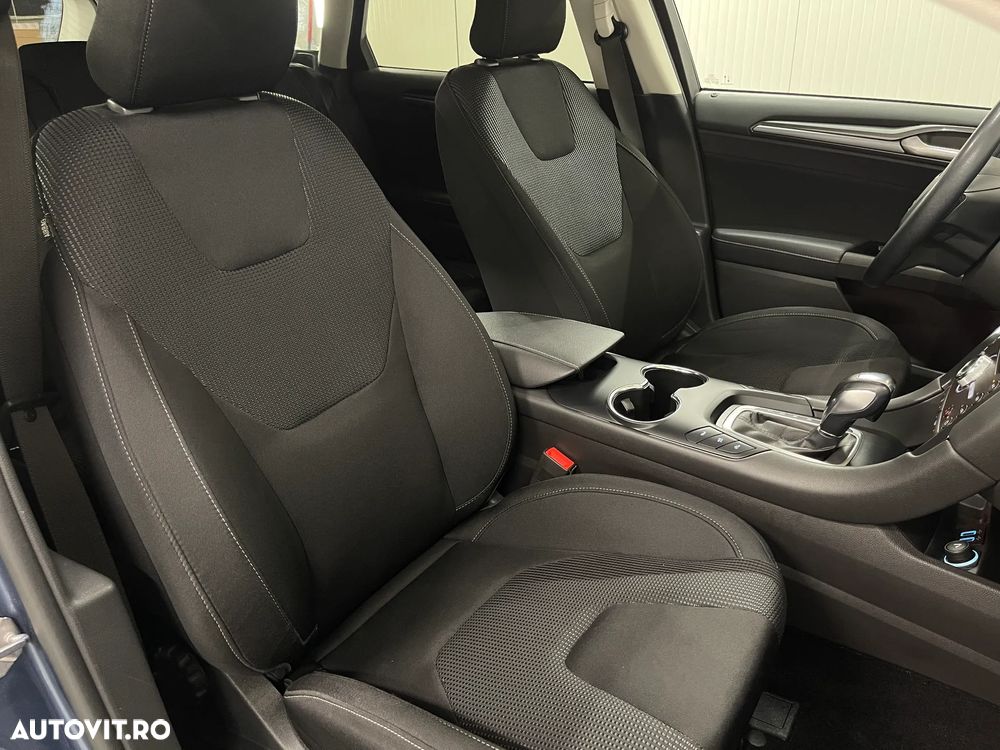 Ford Mondeo 2.0 HEV Titanium - 9