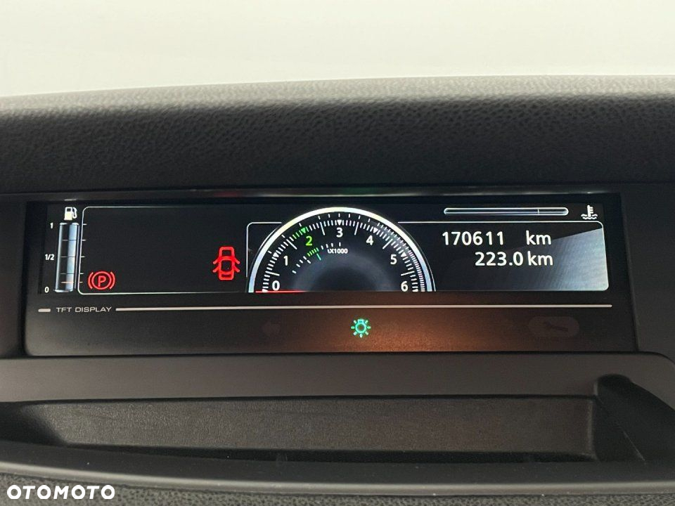 Renault Grand Scenic - 13