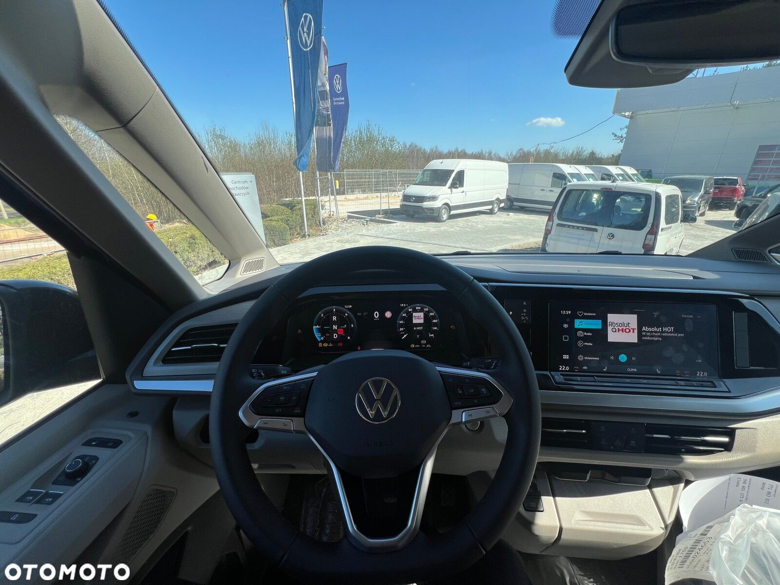 Volkswagen multivan Multivan Life L2 silnik: 2,0 l TDI SCR 110 kW / skrzynia biegów: 7-biegowa DSG rozstaw osi: 3124 mm - 12