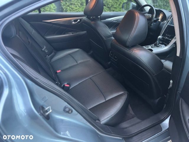 Infiniti Q50 Q50S Hybrid AWD - 12