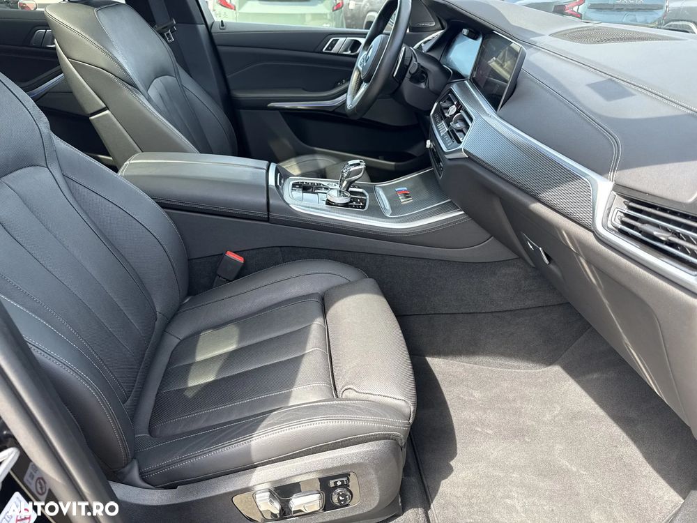 BMW X5 M M50i - 16