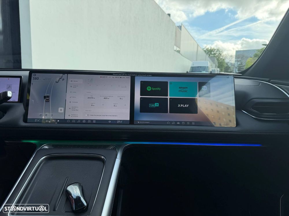 Xpeng G9 98 kWh Long Range + Pack Premium - 25