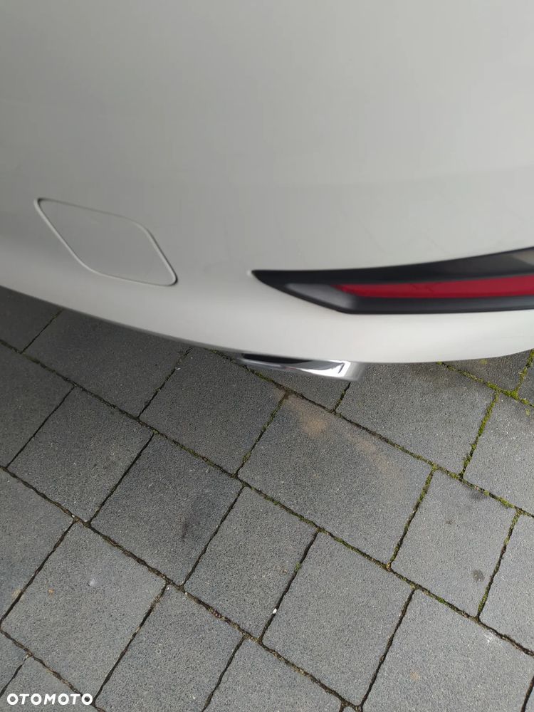 BMW Seria 3 330i Sport Line - 17