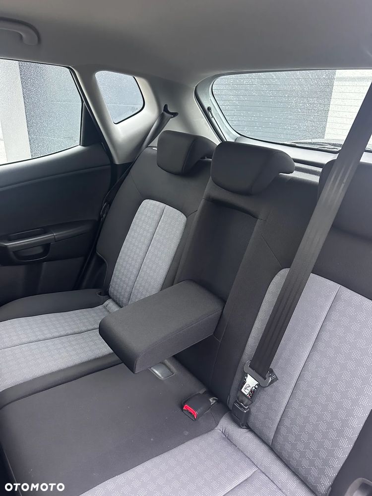 Kia Venga 1.4 S - 8