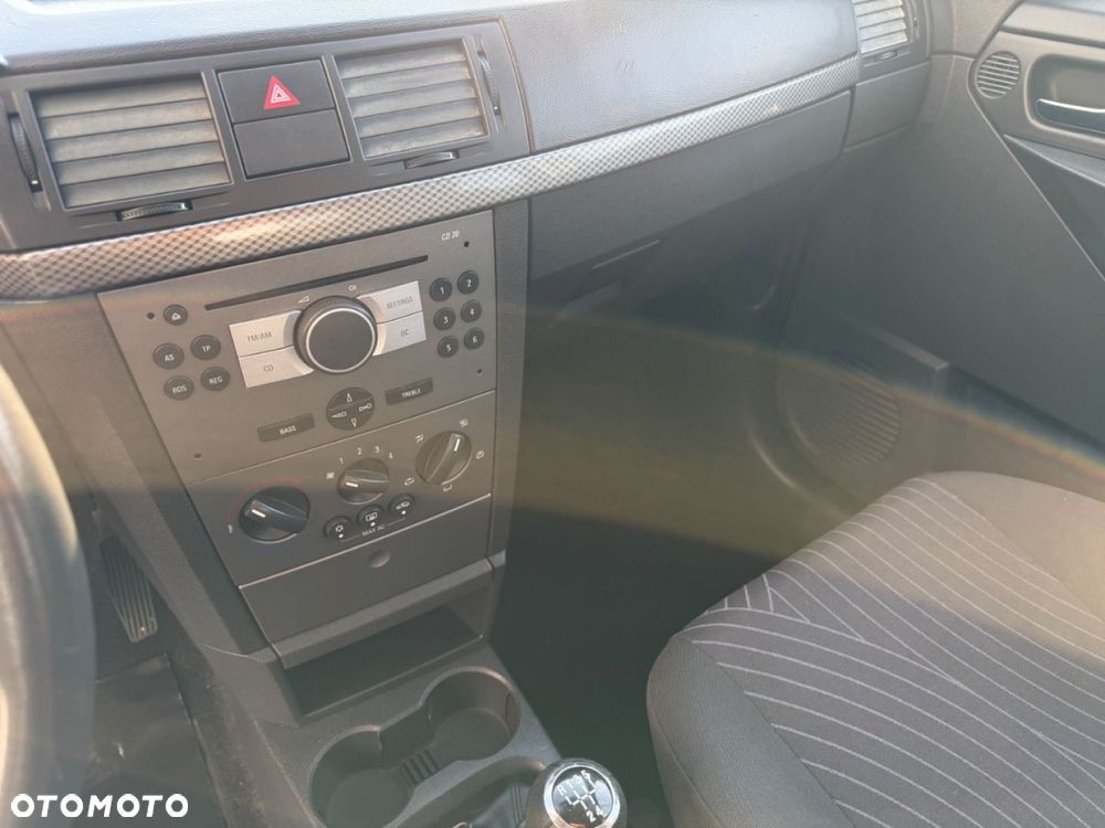 Opel Meriva - 10