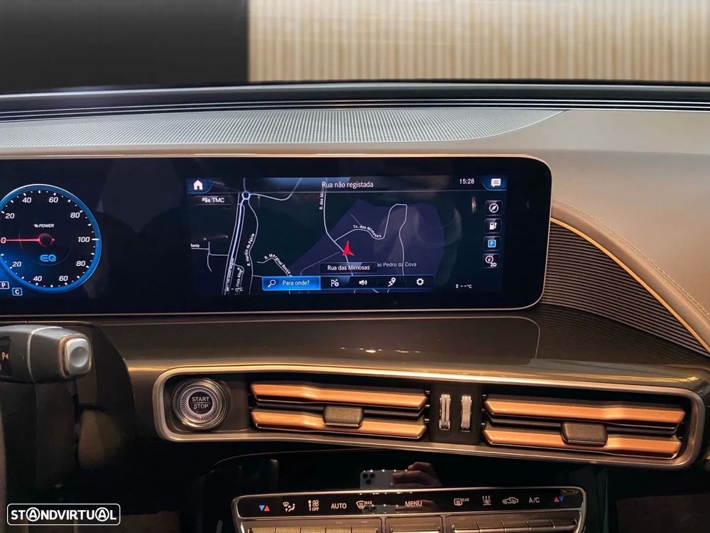 Mercedes-Benz EQC - 13