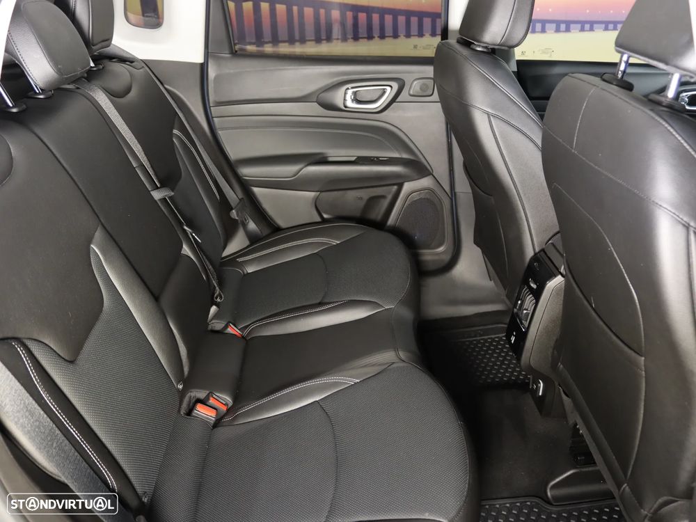 Jeep Compass 1.3 TG Limited S - 19
