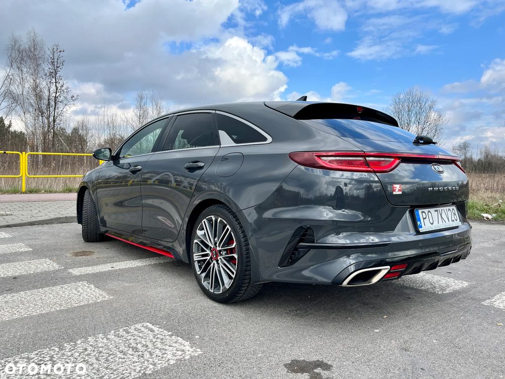 Kia ProCeed - 7