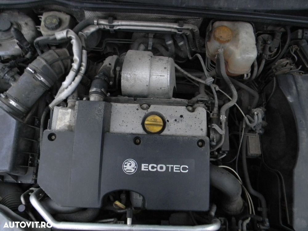 Dezmembrari  Opel VECTRA C  2002  > 2009 2.2 DTI Motorina - 12