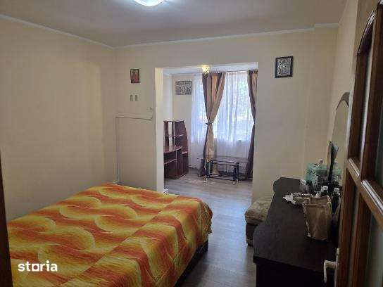Apartament 2 camere Micro39 ,parter/4 ,centrala ,mobilata si Utilat — fotografia 3