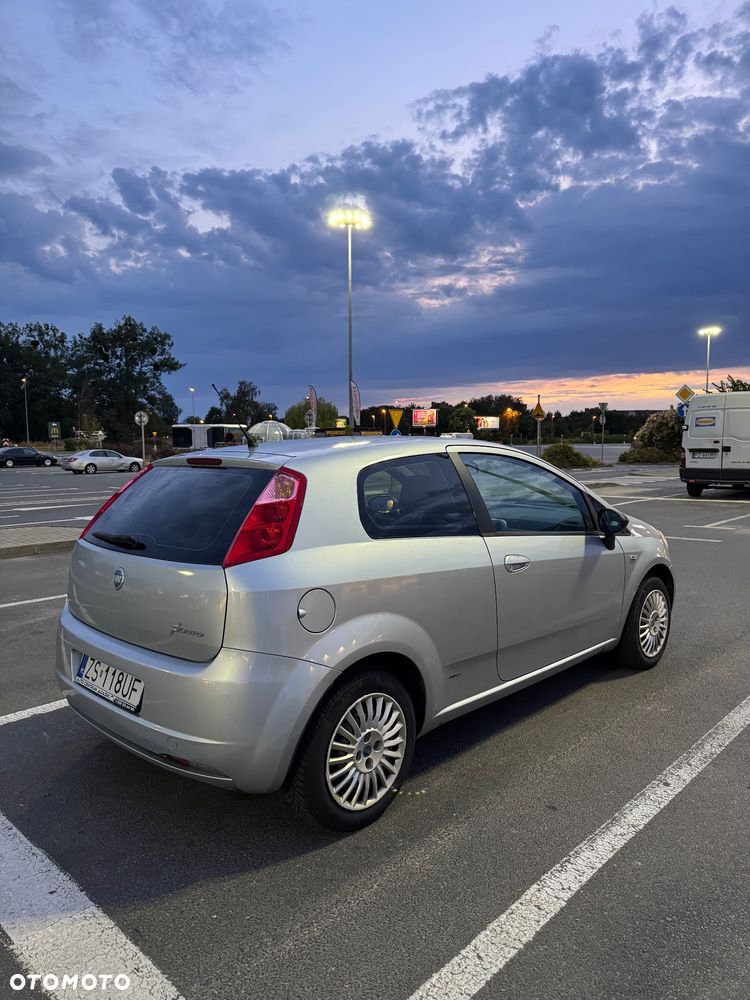 Fiat Punto 1.2 8V Active - 3