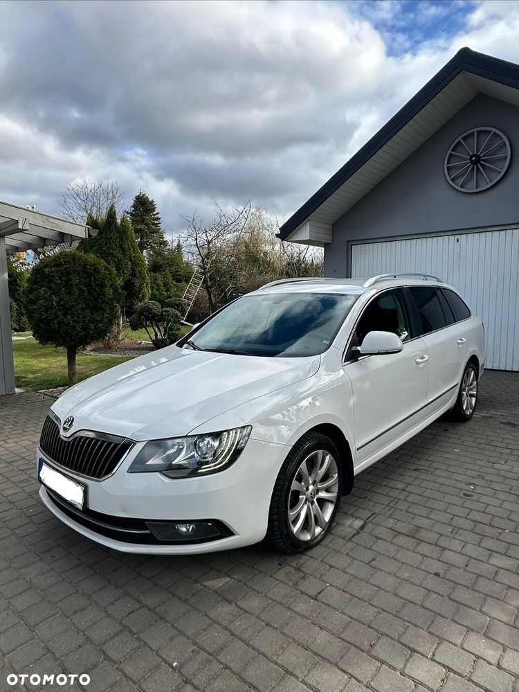 Skoda Superb 2.0 TDI 4x4 Elegance DSG - 1