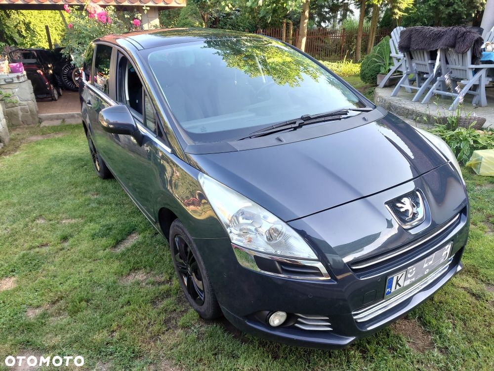 Peugeot 5008 - 3