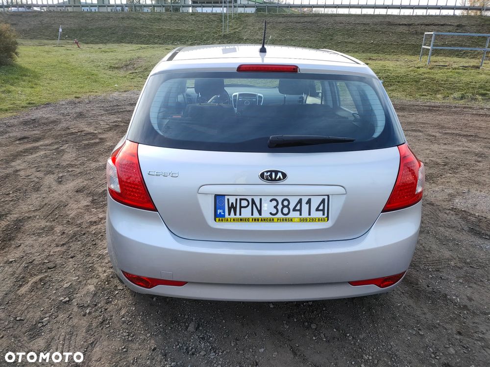 Kia Ceed 1.4 CVVT Attract - 13
