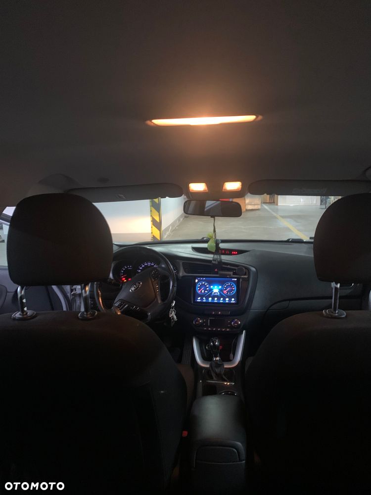 Kia Ceed - 6