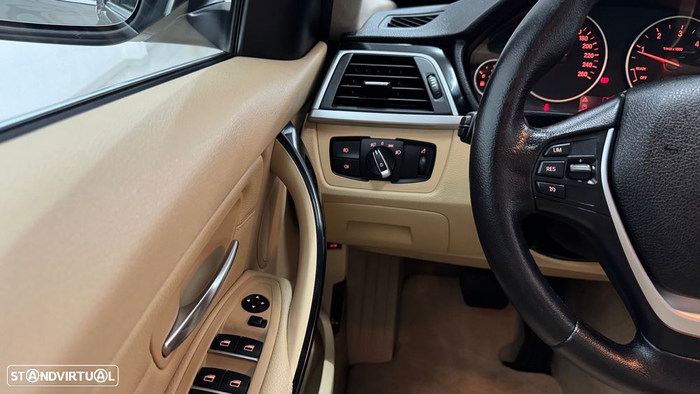 BMW 316 d Auto Line Sport - 26