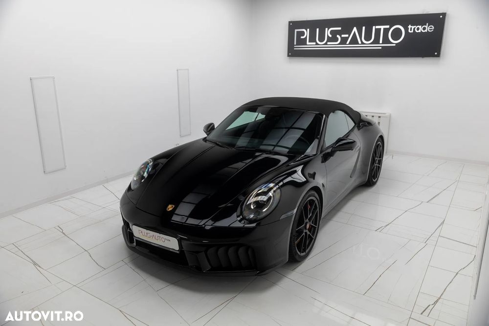 Porsche 911 Carrera GTS PDK - 3