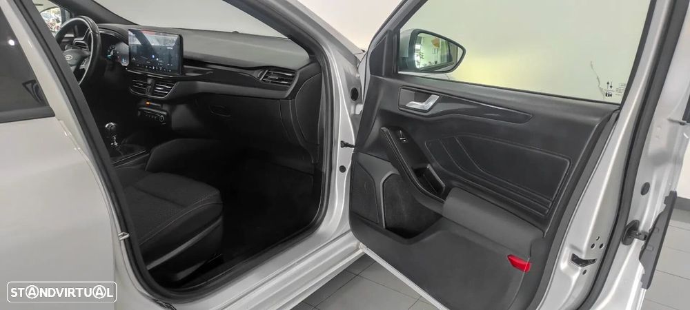 Ford Focus 1.0 EcoBoost MHEV ST-Line - 22