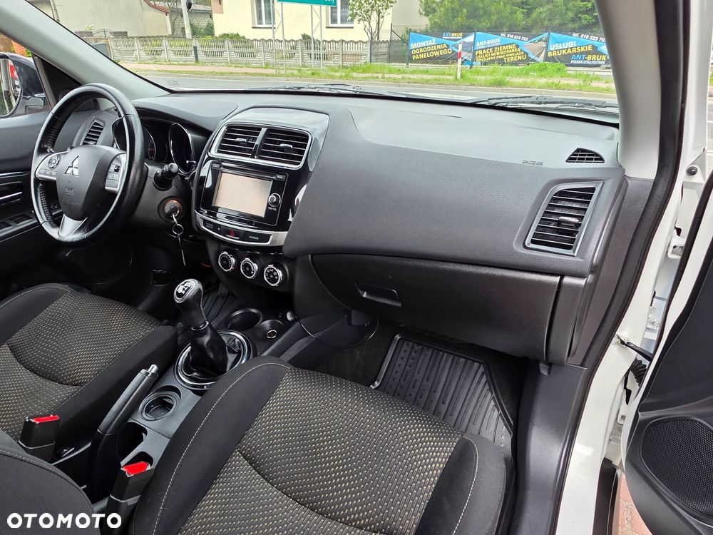 Mitsubishi ASX 1.6 2WD Plus - 10