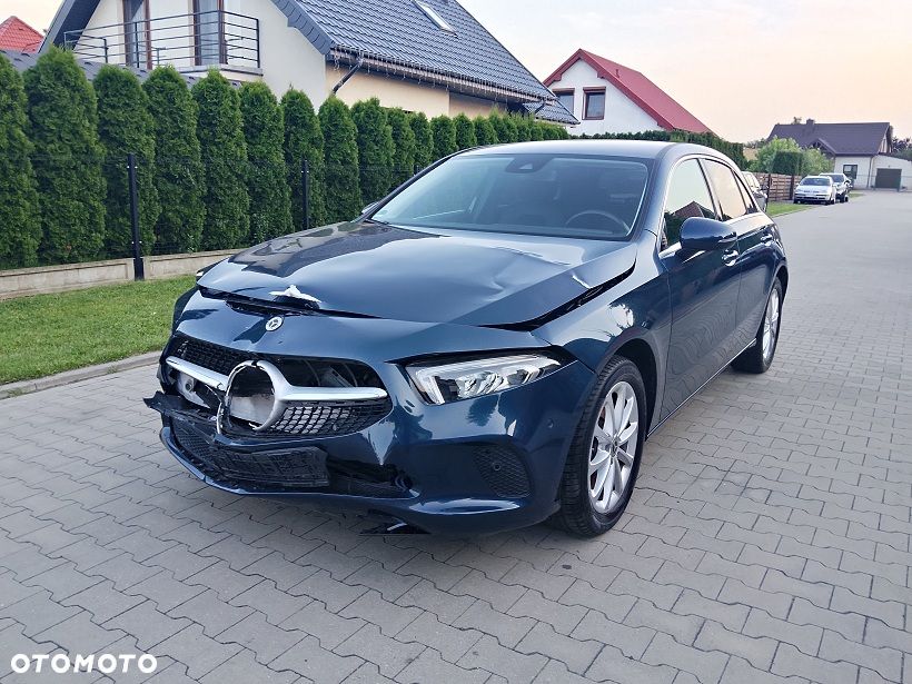 Mercedes-Benz Klasa A 250 e 8G-DCT Edition 2021 - 1
